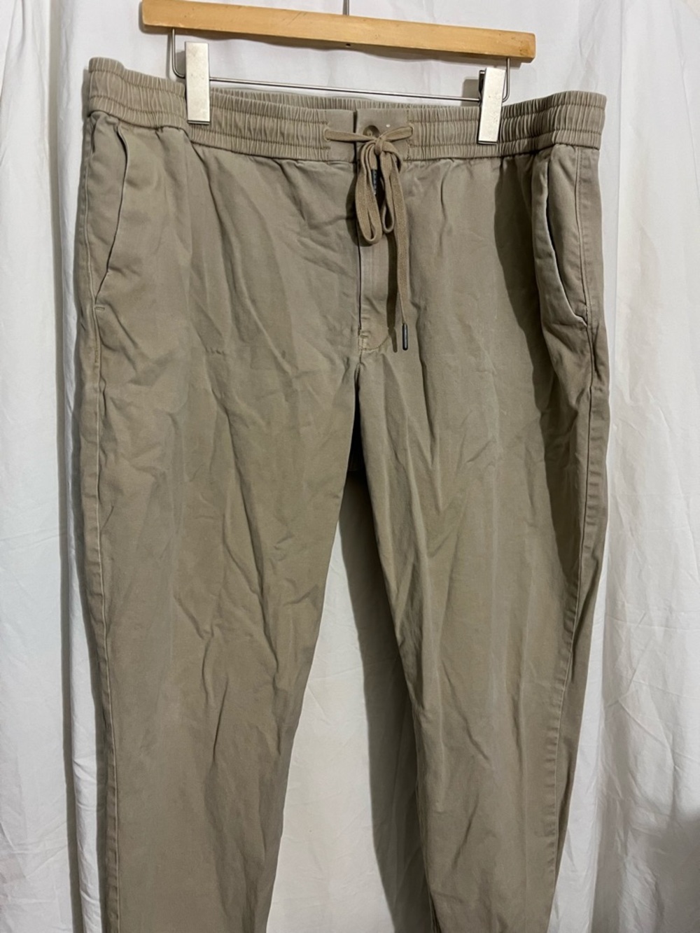 Express Men’s Drawstring Chinos in Tan